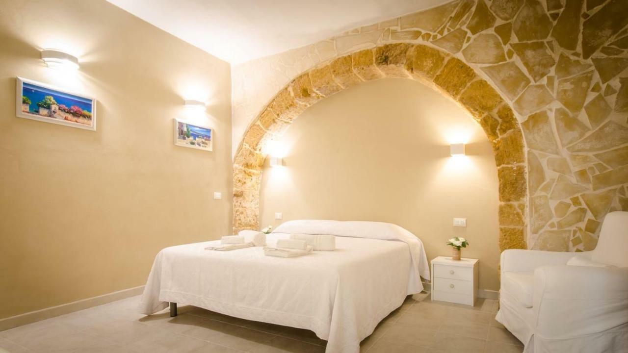 Casa "Il Castello" Apartment Syracuse ภายนอก รูปภาพ